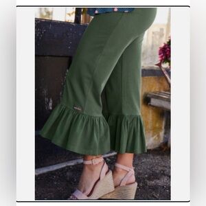 NWOT Matilda Jane Boldly Go Big Pants, size Medium.